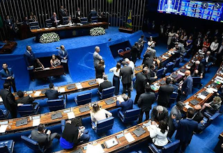 Câmara aprova regras de rateio entre estados e municípios de verba do pré-sal
