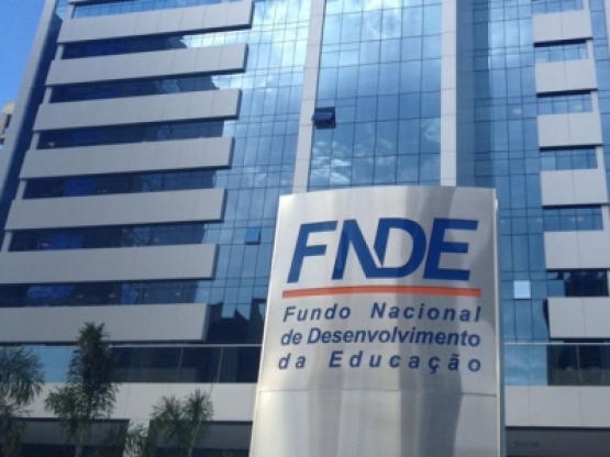 Publicadas novas resolues do FNDE sobre o Pnate e o Pnae